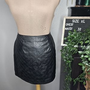 Quilted pleather skirt